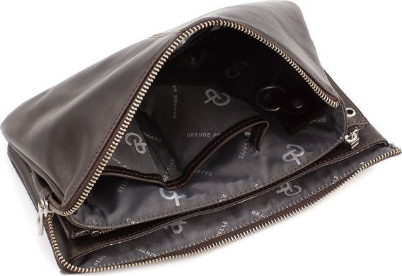 Великий чоловічий шкіряний клатч коричневого кольору Grande Pelle 705620